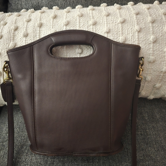 *Price is firm. $240*. Coach 9993 Vintage Mini Shopper Crossbody Bucket - Picture 2 of 16
